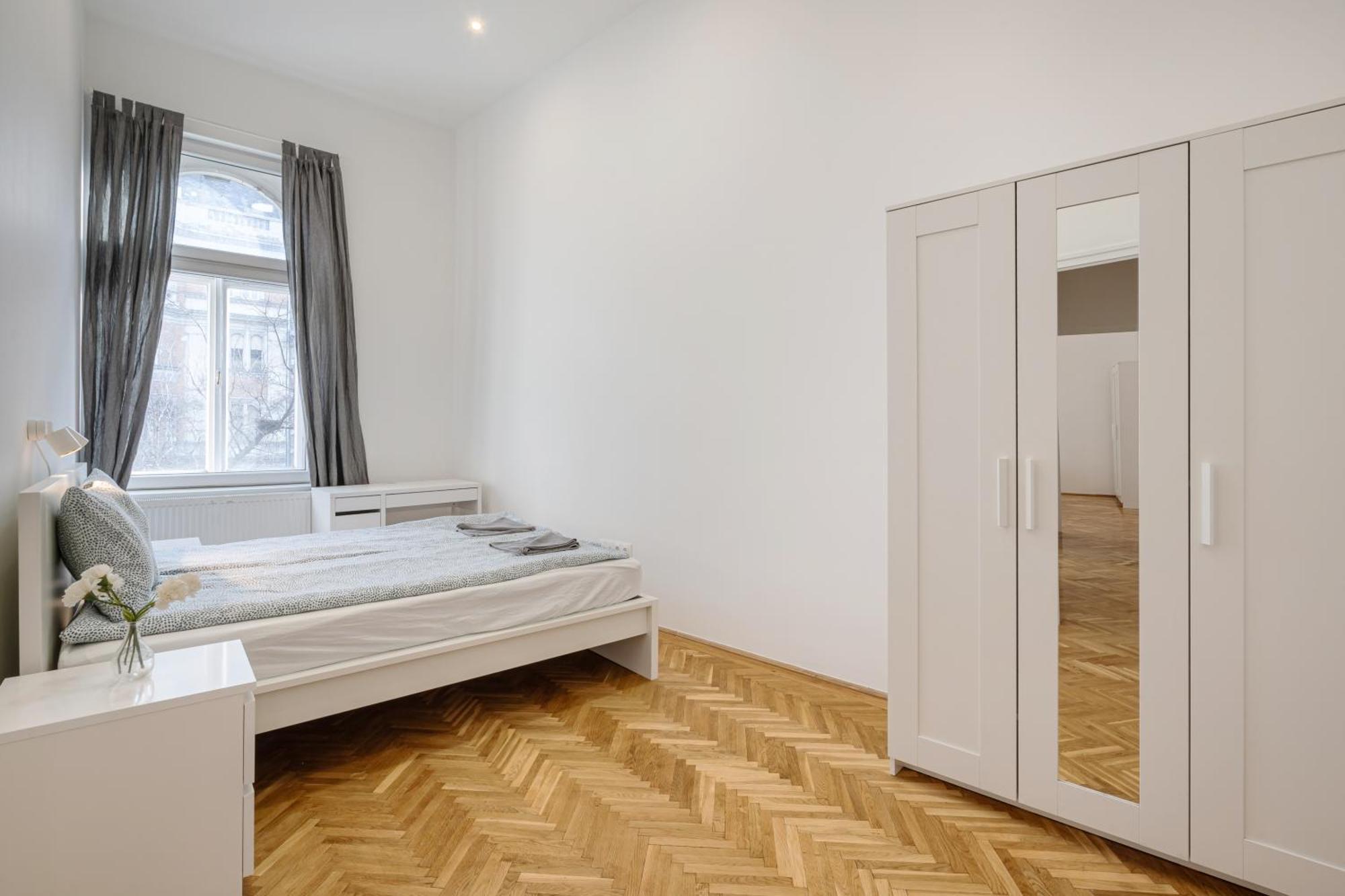 Luxurious Downtown Family Suite Budapest Exterior photo